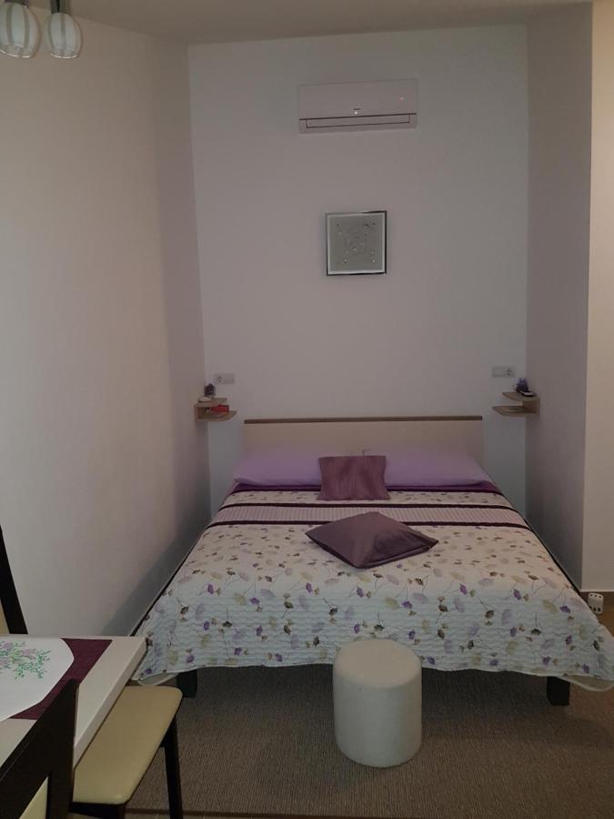 Gabi Rooms & Studio Apartment 로조박 외부 사진