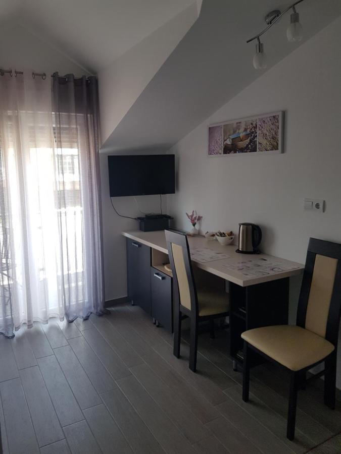 Gabi Rooms & Studio Apartment 로조박 외부 사진